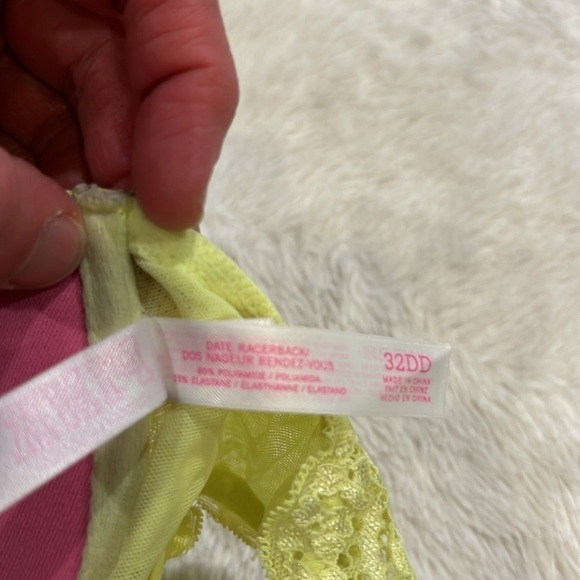Yellow lace  date racerback Victoria’s Secret pink bra 32DD - Picture 9 of 9